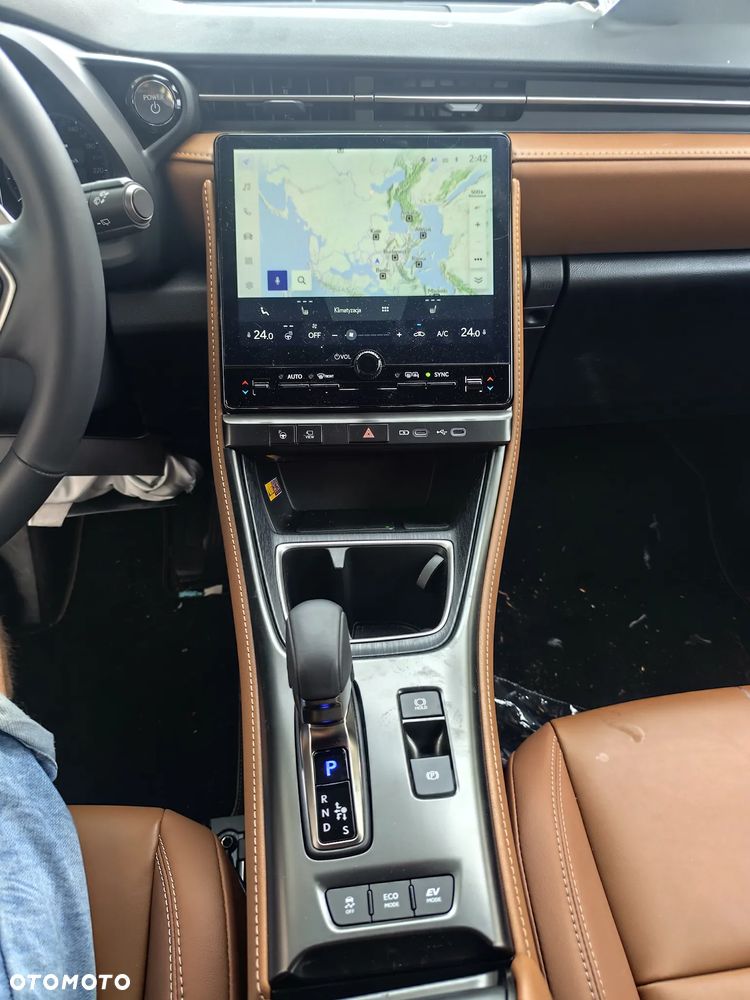 Lexus LBX 1.5 Hybrid - 12