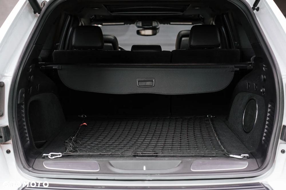 Jeep Grand Cherokee - 10