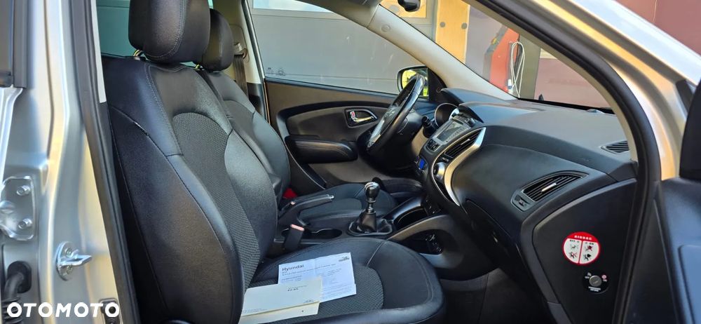 Hyundai ix35 2.0 CRDi Premium 4WD - 18