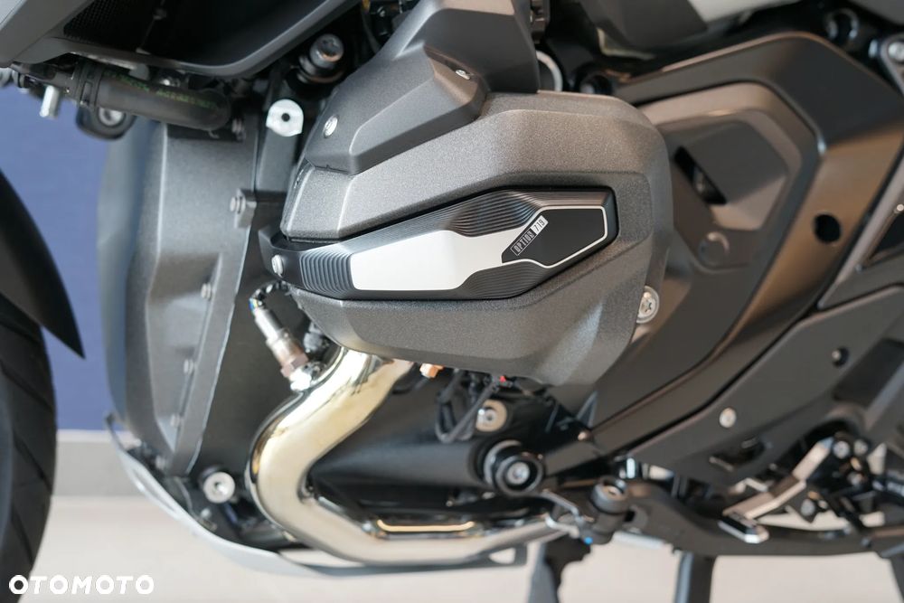 BMW R - 12