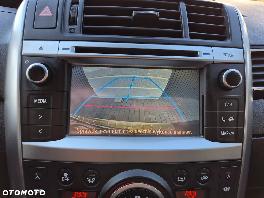 Toyota Verso 1.8 Premium - 10