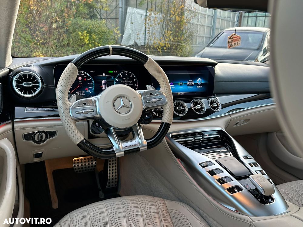 Mercedes-Benz AMG GT - 6