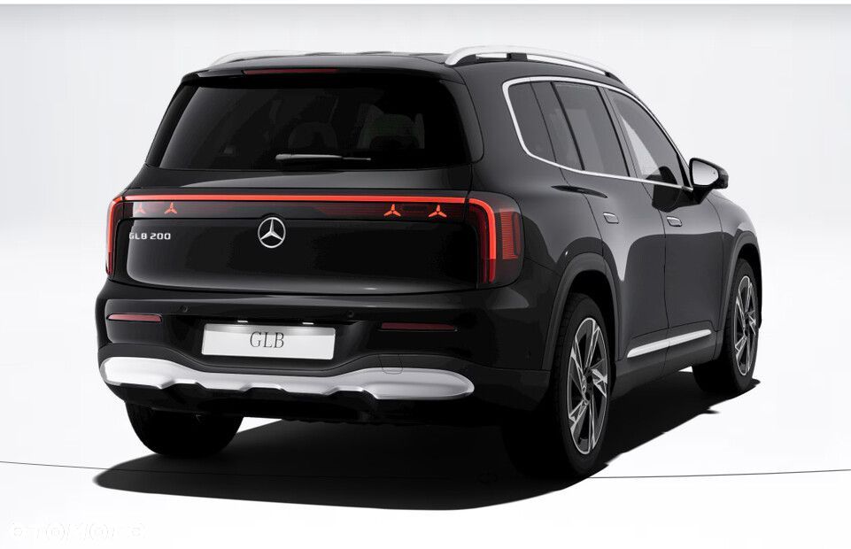 Mercedes-Benz GLB - 4