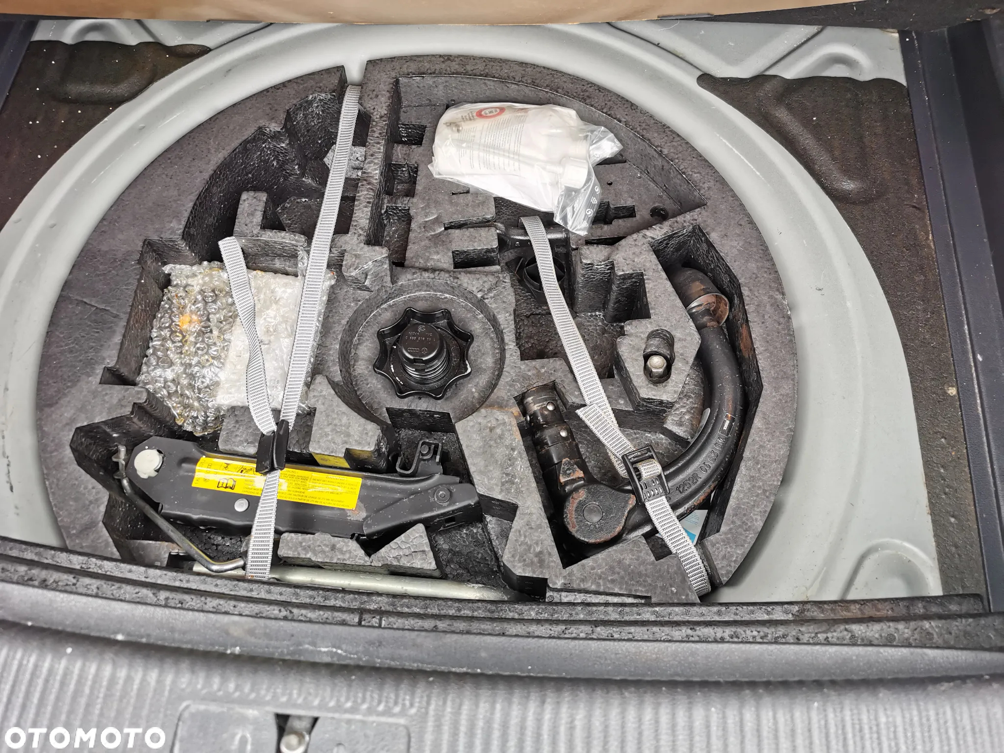 Volkswagen Golf Plus - 22