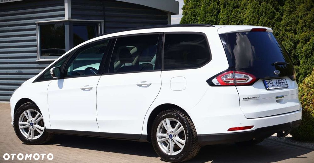 Ford Galaxy - 8