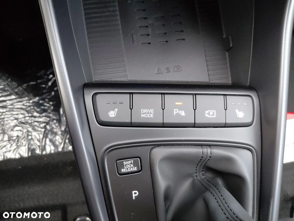 Hyundai Bayon 1.0 T-GDI Executive DCT - 23