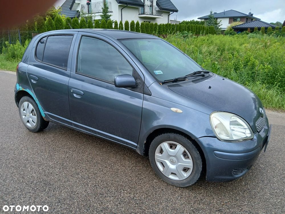 Toyota Yaris - 3