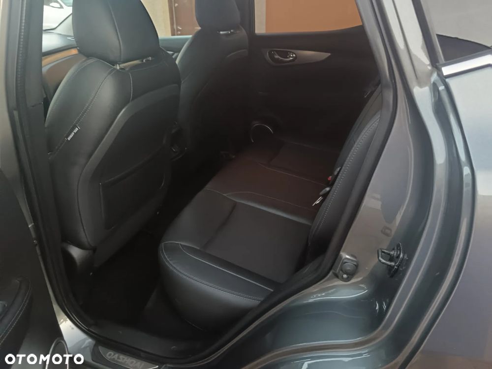Nissan Qashqai 1.3 DIG-T N-WAY - 8