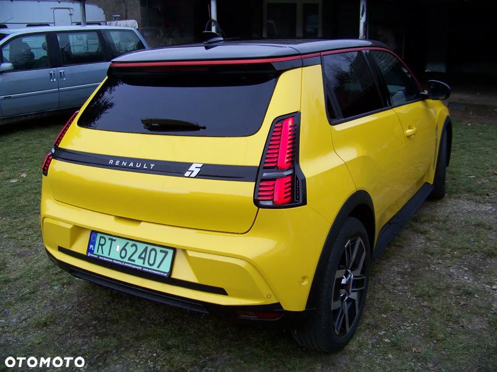 Renault 5 52kWh Comfort Range Techno - 11