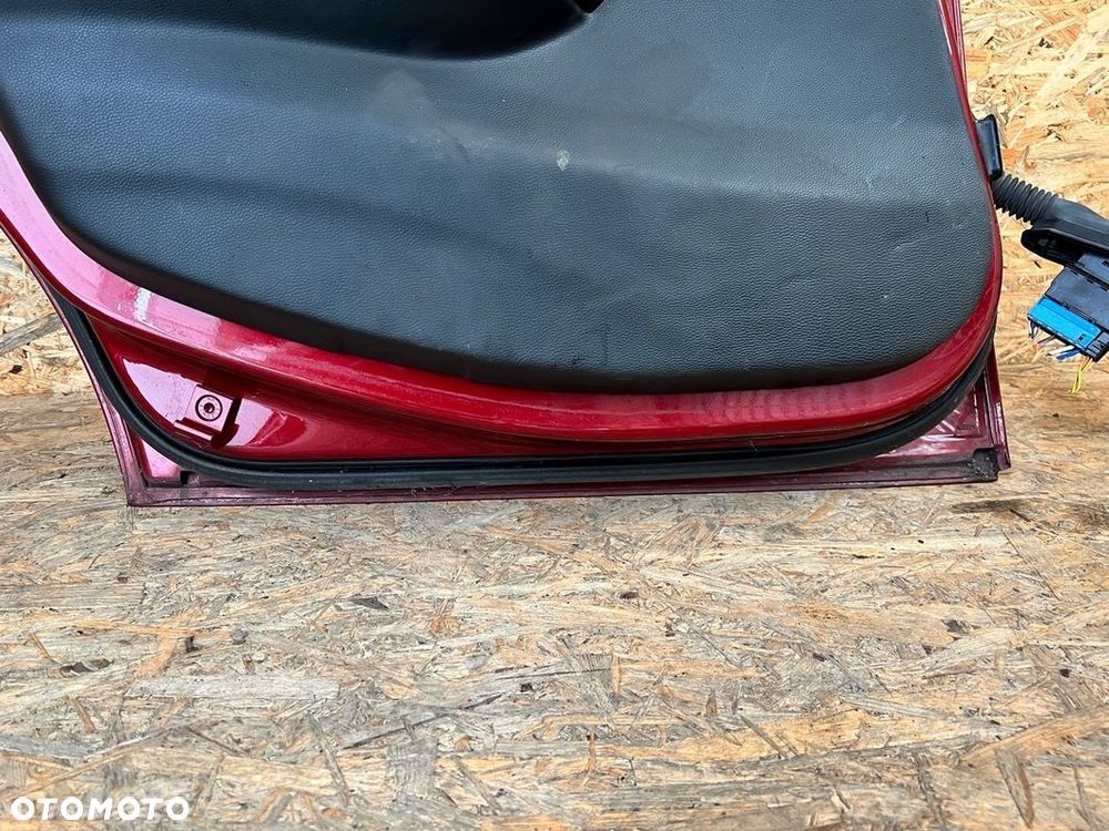 Drzwi TYLNE LEWE lewy tył BMW E90 KOMBI LIFT E91 Lakier: A82 - 11