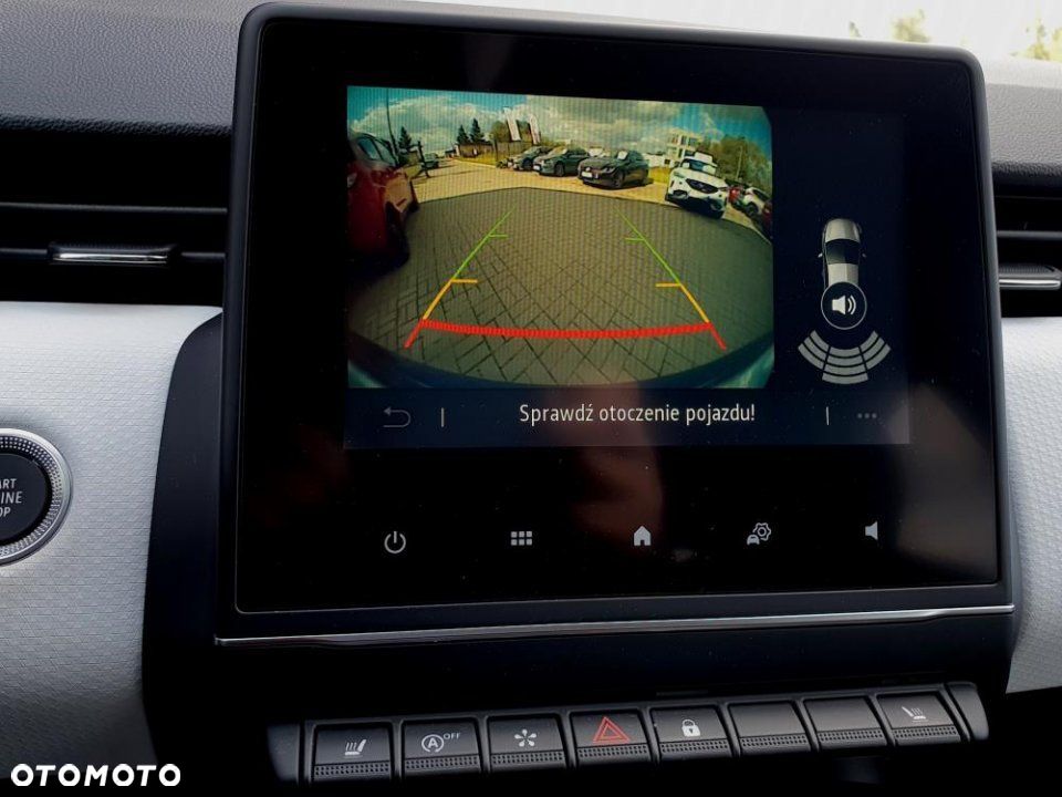 Renault Clio - 23