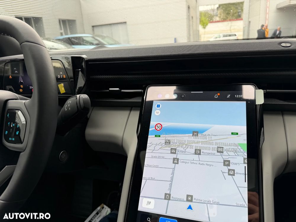 Ford Explorer RWD 77 kWh Extended Range Premium - 4