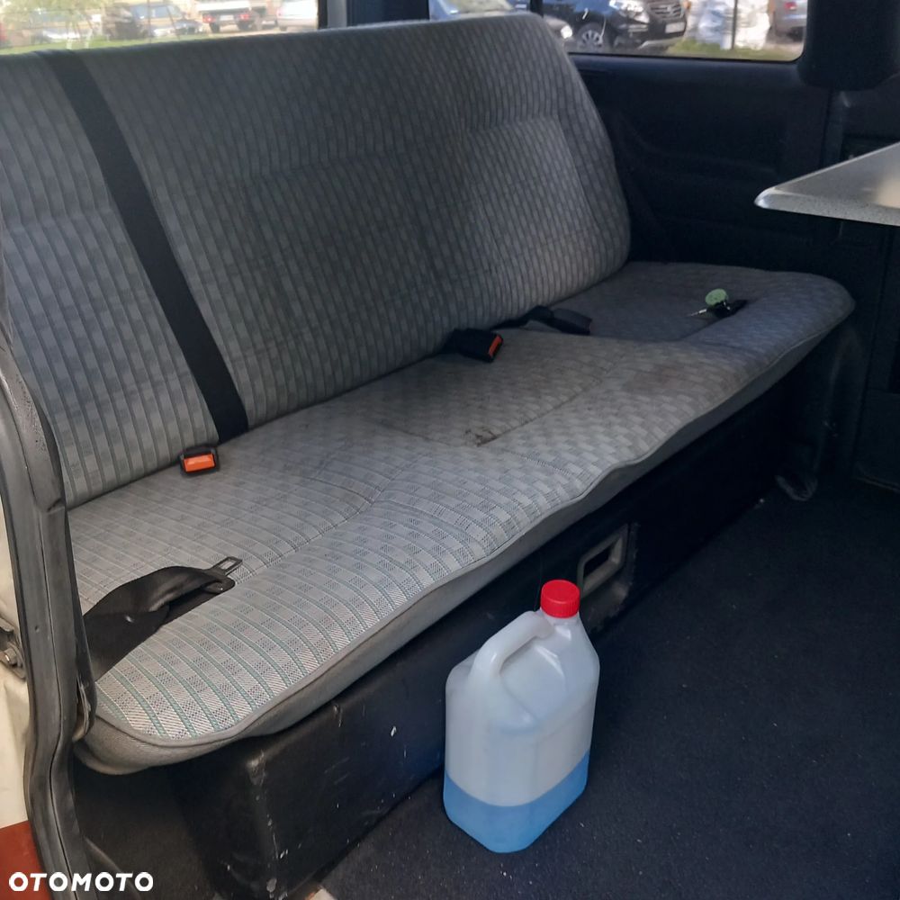 Volkswagen Transporter - 13
