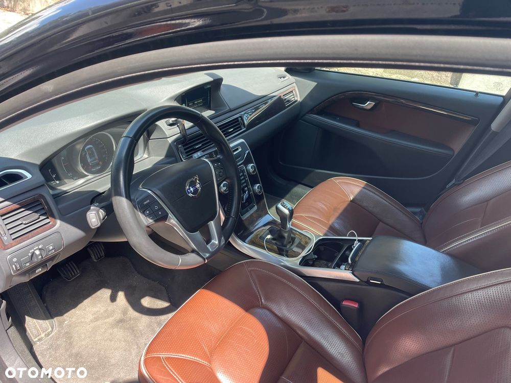 Volvo V70 D3 Summum - 9