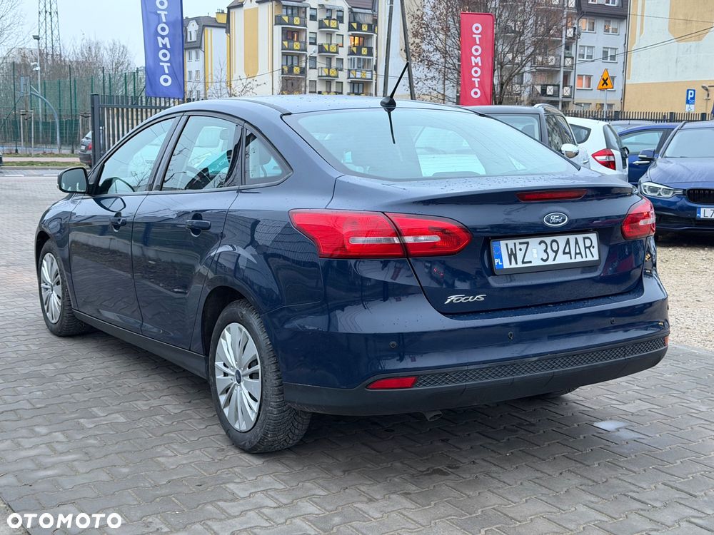 Ford Focus 1.5 TDCi Trend - 4