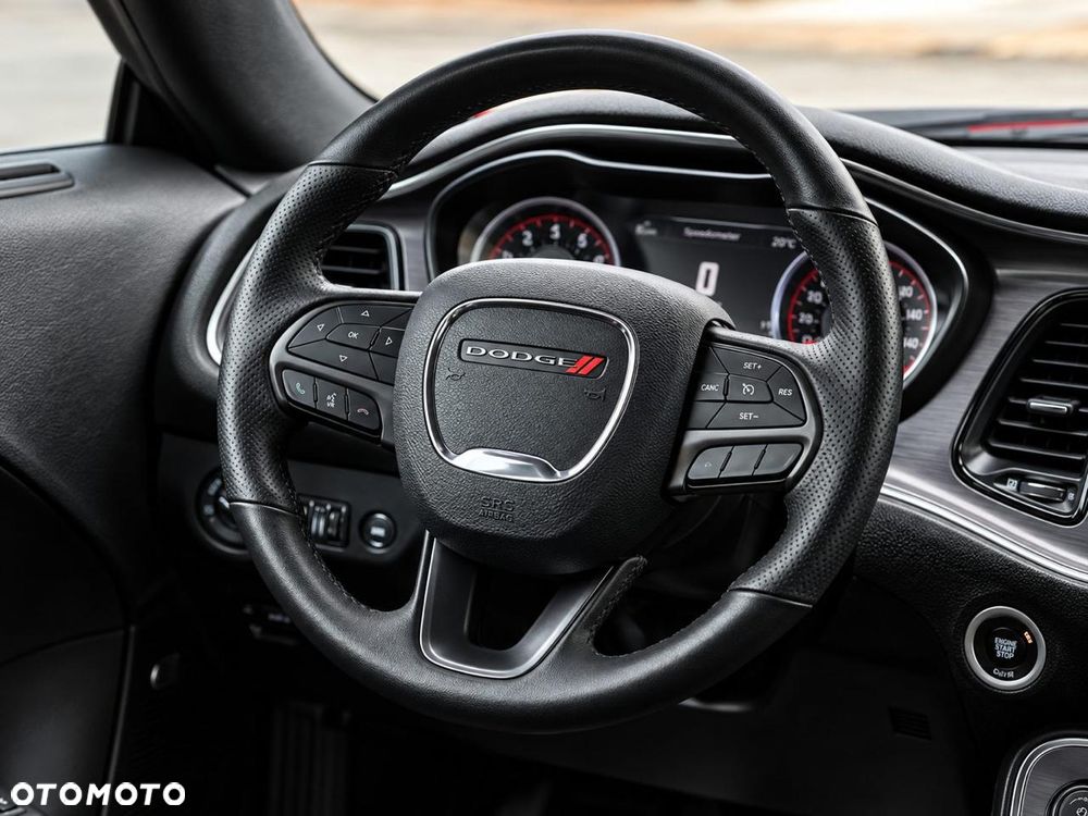 Dodge Challenger 5.7 R/T Shaker - 14