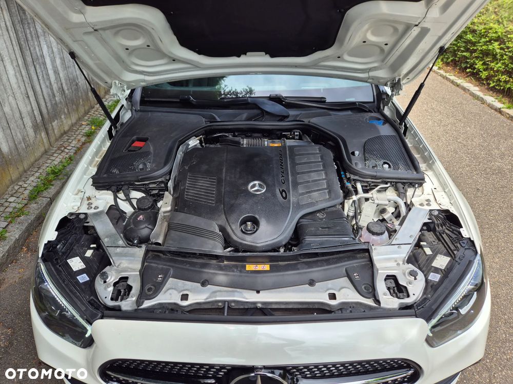 Mercedes-Benz Klasa E 450 4-Matic AMG - 22