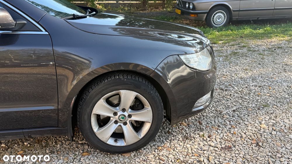 Skoda Superb 1.6 TDI Ambition Greenline - 4