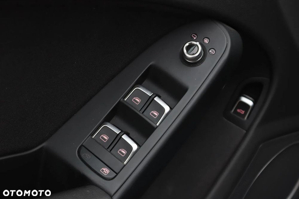 Audi A4 Avant 2.0 TDI S tronic quattro - 13