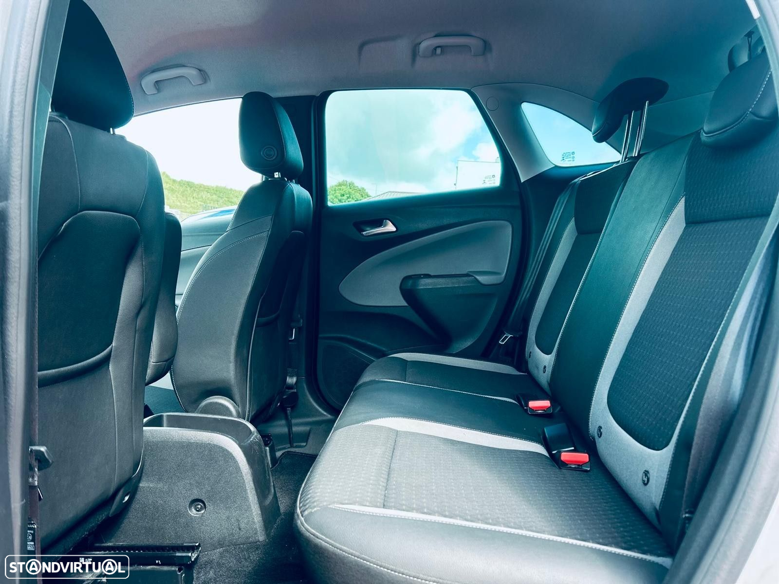 Opel Crossland X 1.2 Innovation - 15