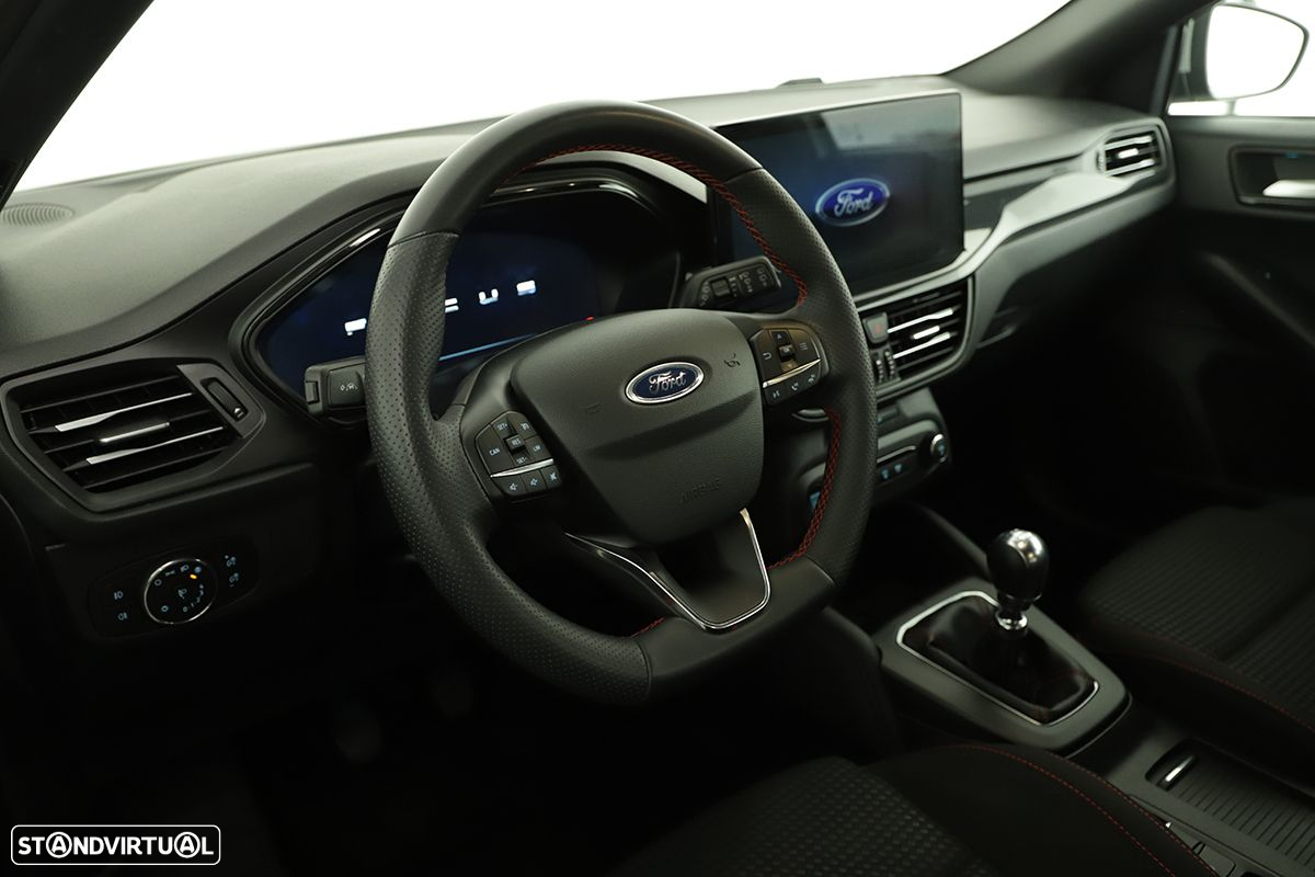 Ford Focus 1.0 EcoBoost MHEV ST-Line - 7
