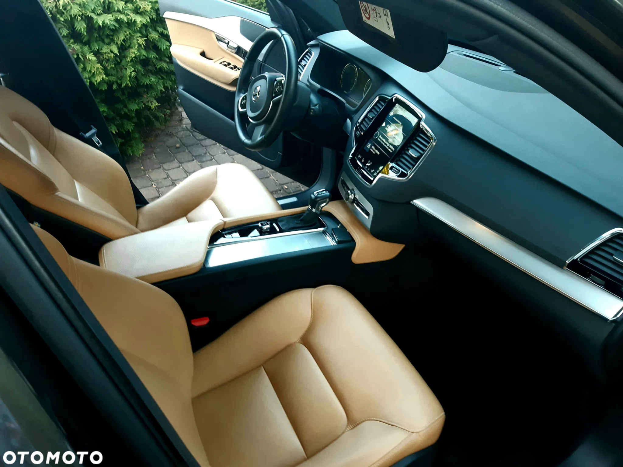 Volvo XC 90 D4 FWD Momentum 7os - 16