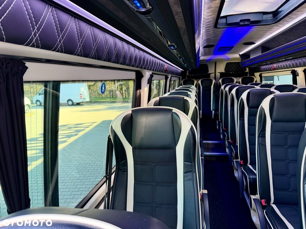 Mercedes-Benz Sprinter 519 24 miejsca 3.0 V6 automat turystyczny - 16