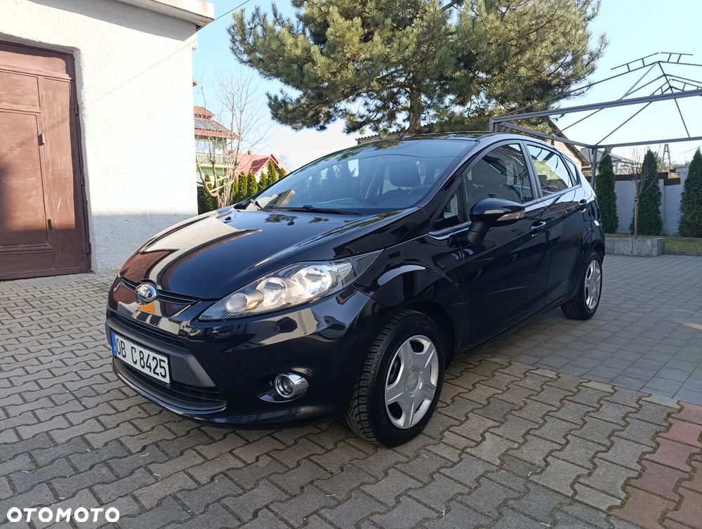 Ford Fiesta 1.25 Celebration - 1