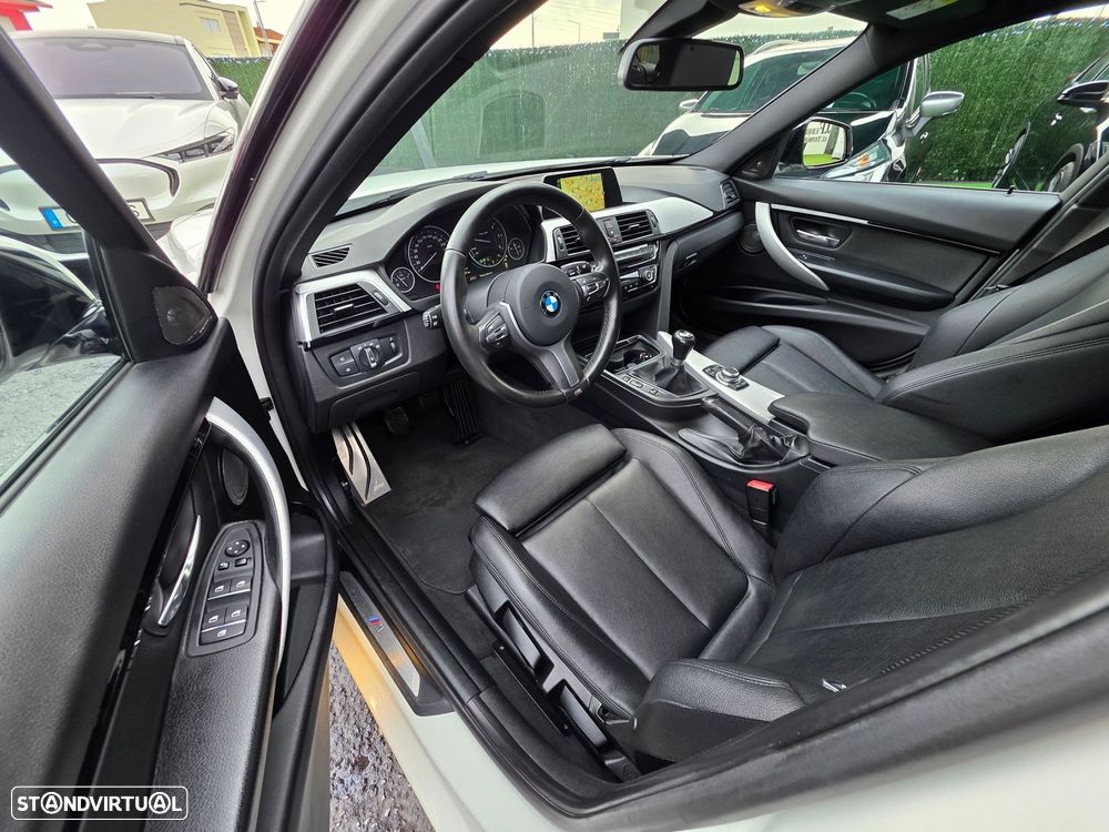 BMW 320 d Touring Pack M - 11