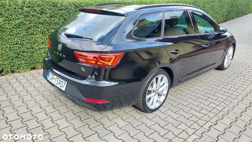 Seat Leon 2.0 TDI DPF DSG FR - 12