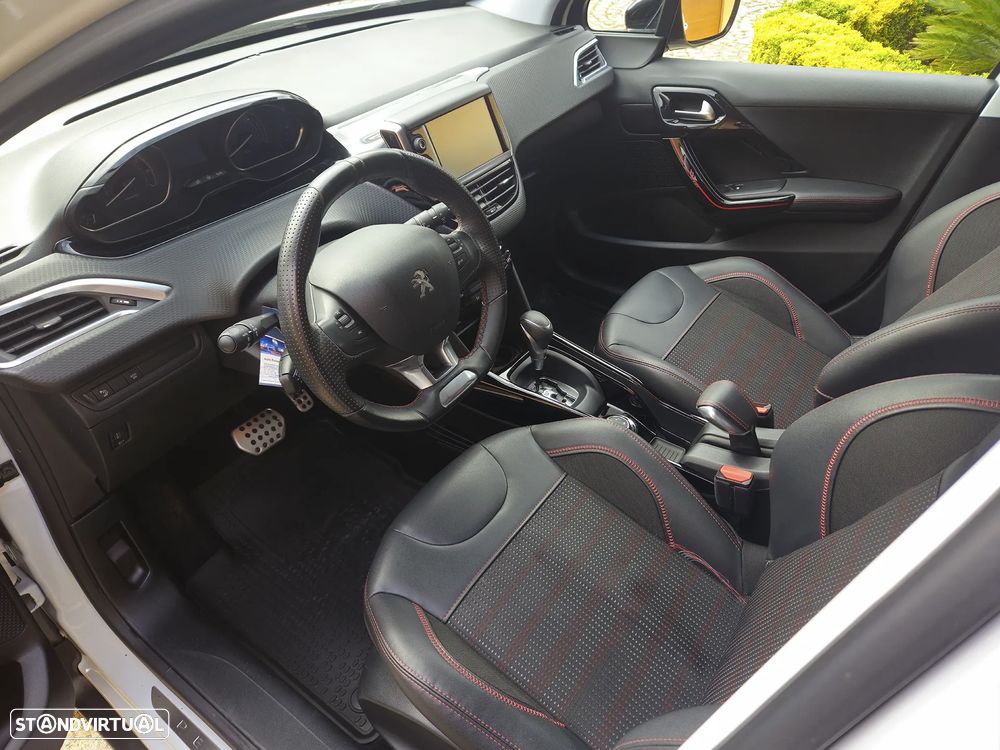 Peugeot 2008 1.2 PureTech GT Line EAT6 - 9