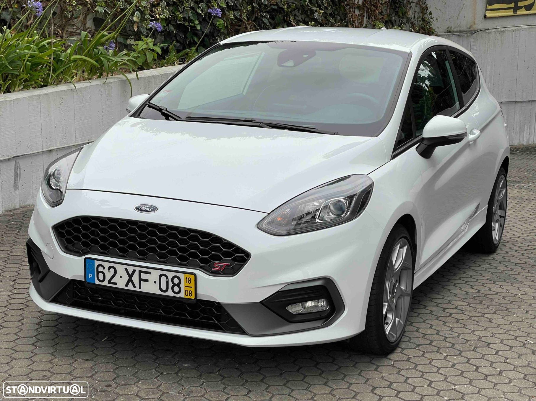 Ford Fiesta 1.5 EcoBoost S&S ST X - 17