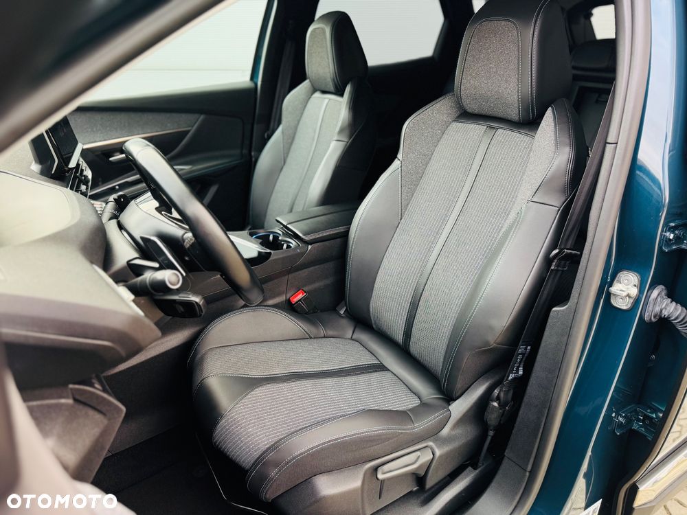 Peugeot 3008 BlueHDi 130 Stop & Start EAT8 GT Pack - 28