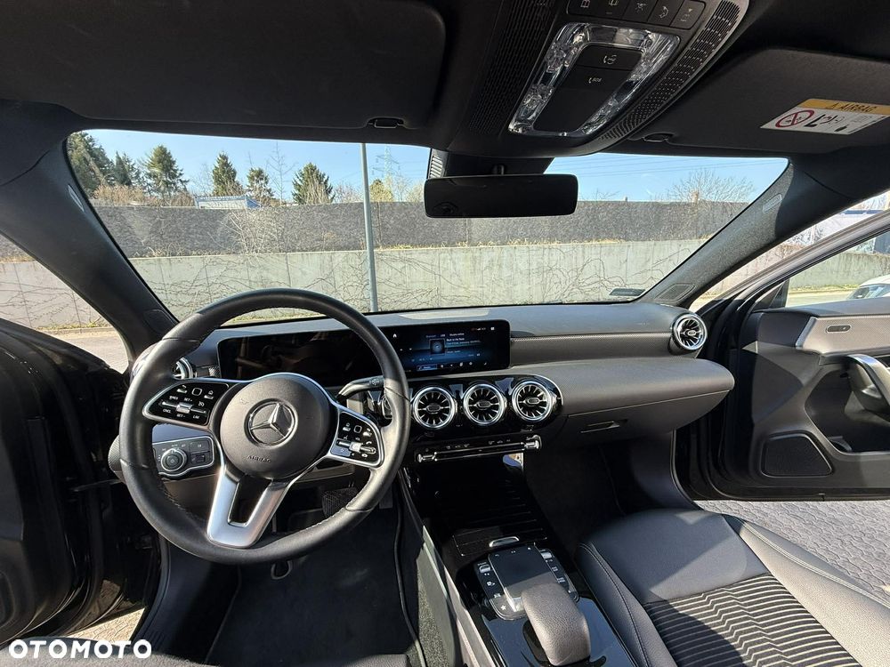 Mercedes-Benz Klasa A 250 Progressive 7G-DCT - 21