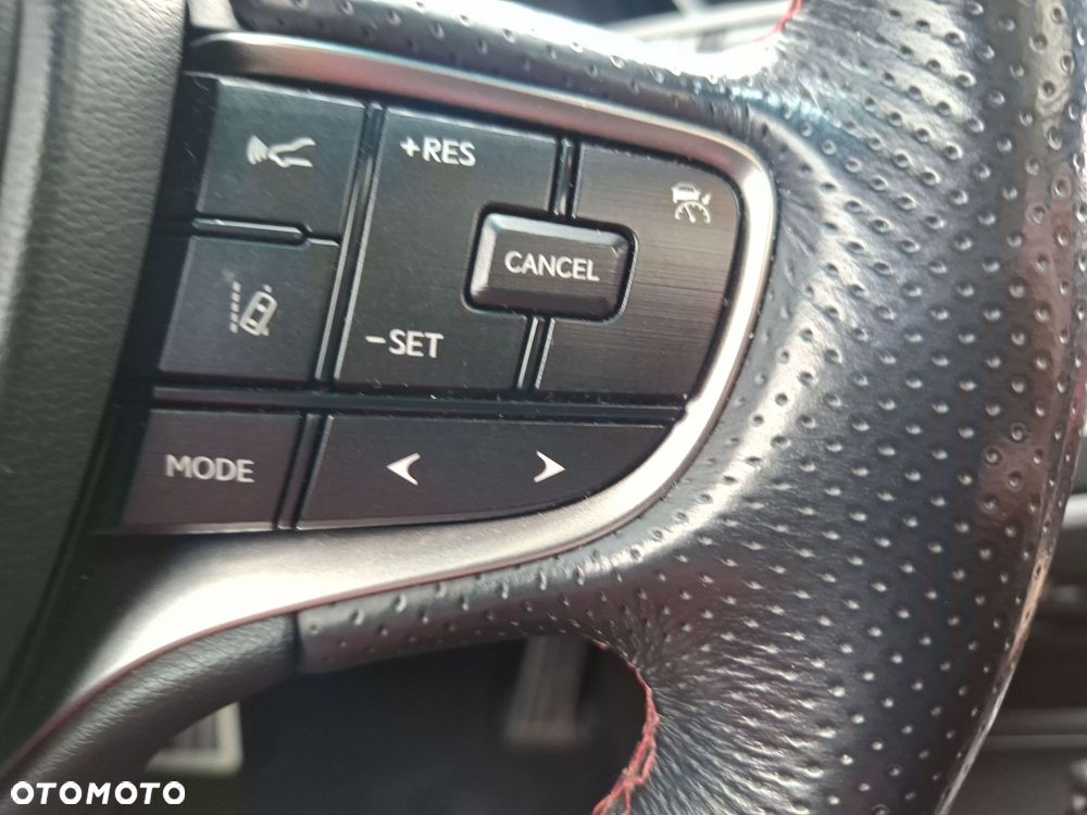 Lexus ES 300h F Sport Edition - 33