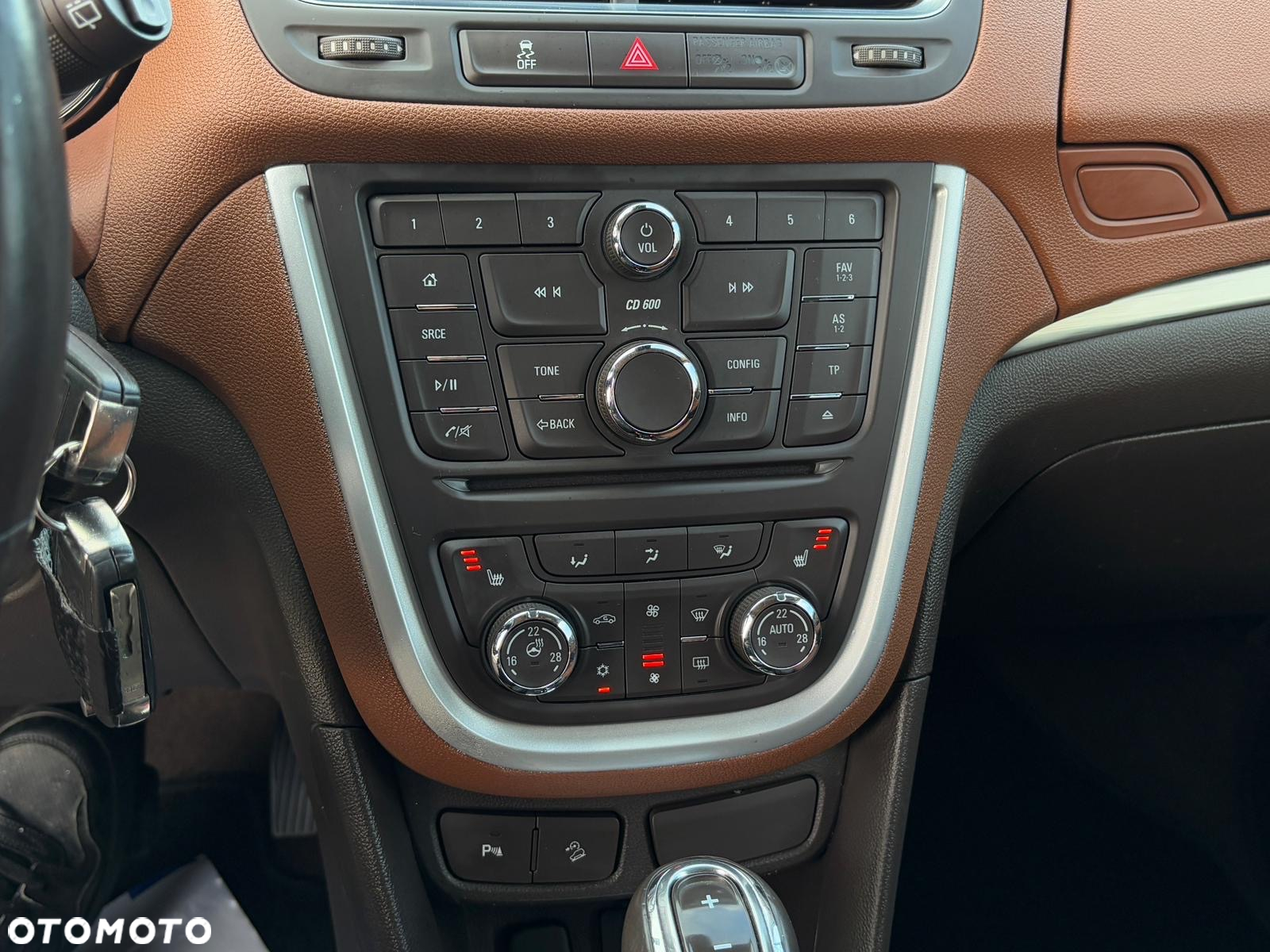 Opel Mokka 1.4 Turbo Automatik Color Edition - 14