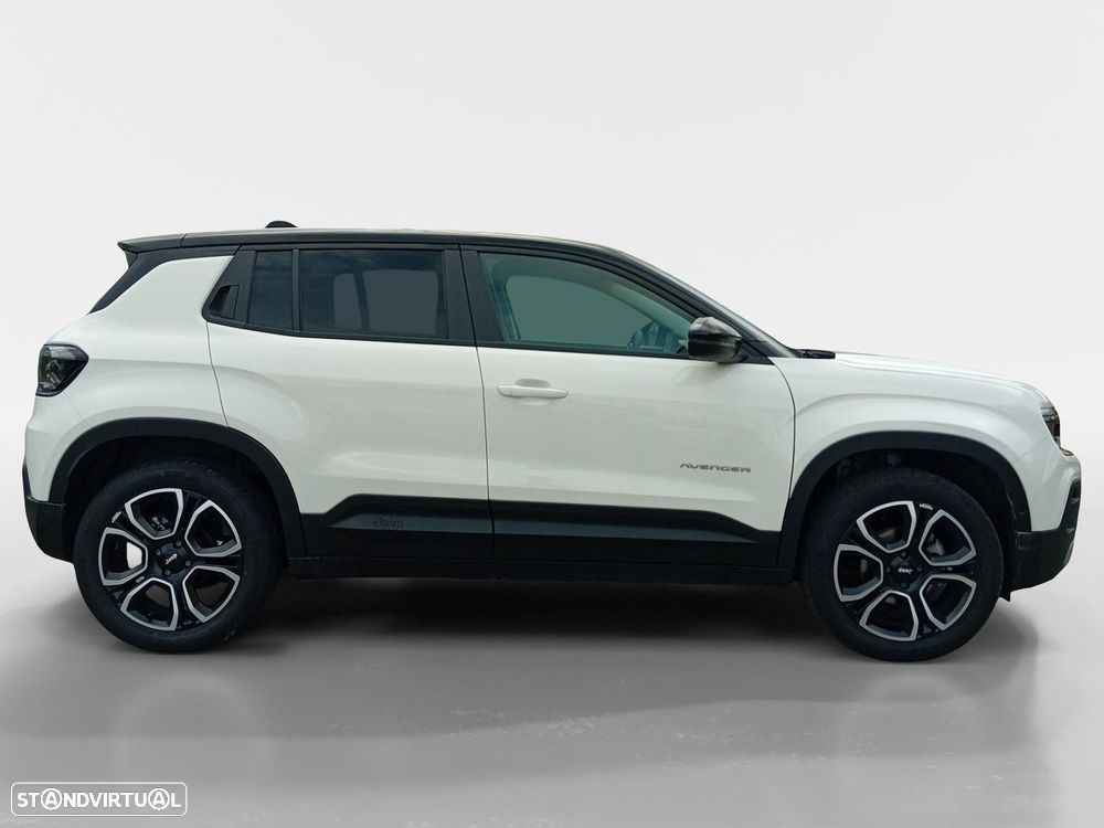 Jeep Avenger 1.2 GSE T3 Altitude - 6