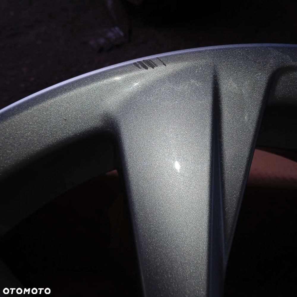Felga aluminiowa Toyota Camry VIII 17x7.5 ET45 5x114,3 - 3
