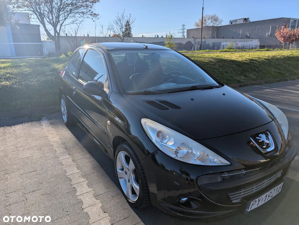 Peugeot 206 - 1