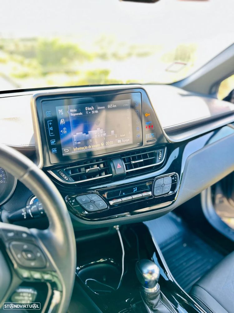 Toyota C-HR 1.8 HSD Exclusive+P.Luxury - 11