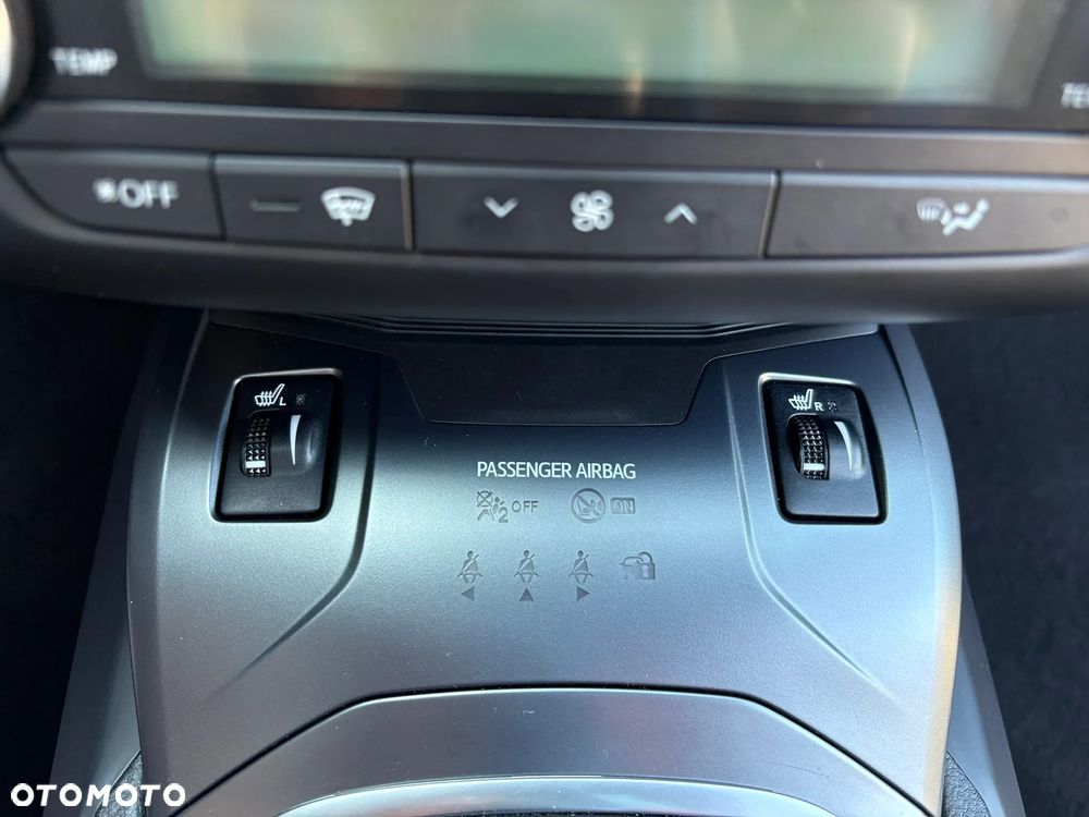 Toyota Avensis 1.8 Selection - 13