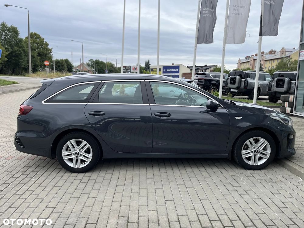 Kia Ceed 1.5 T-GDI M - 9