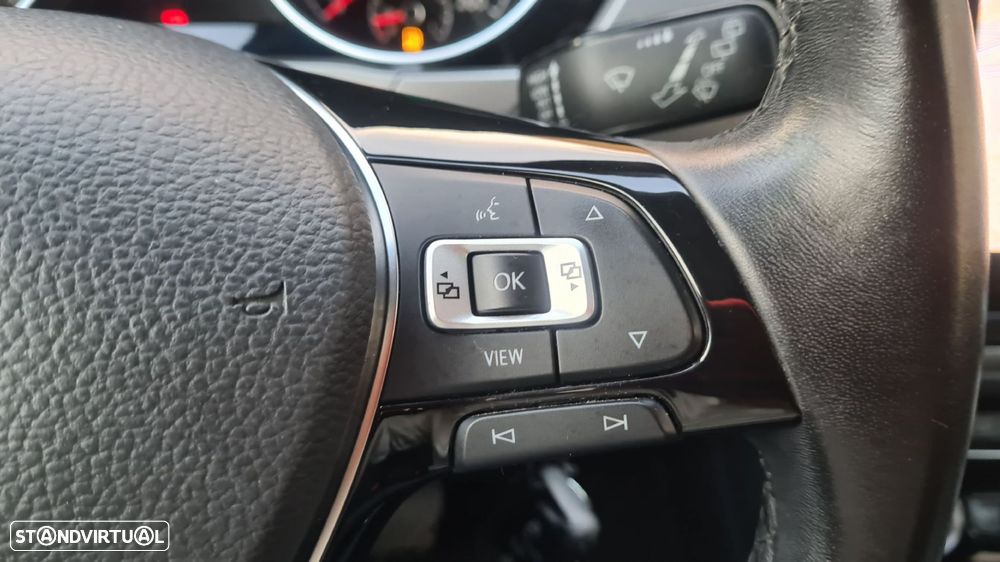 VW Touran 1.6 TDI Confortline DSG - 15
