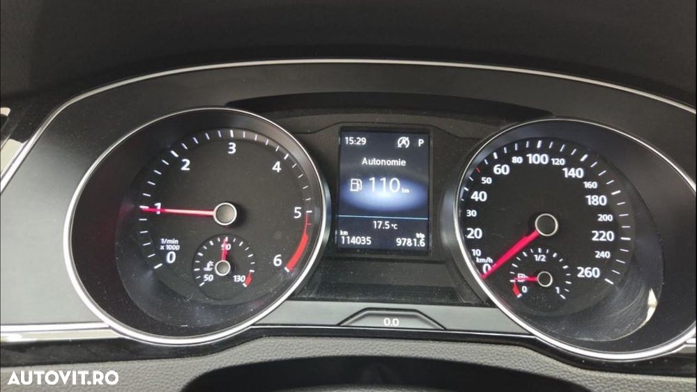 Volkswagen Passat 2.0 TDI DSG Comfortline - 12