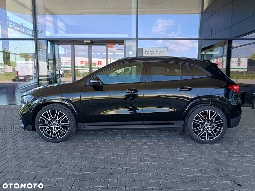Mercedes-Benz GLA - 5