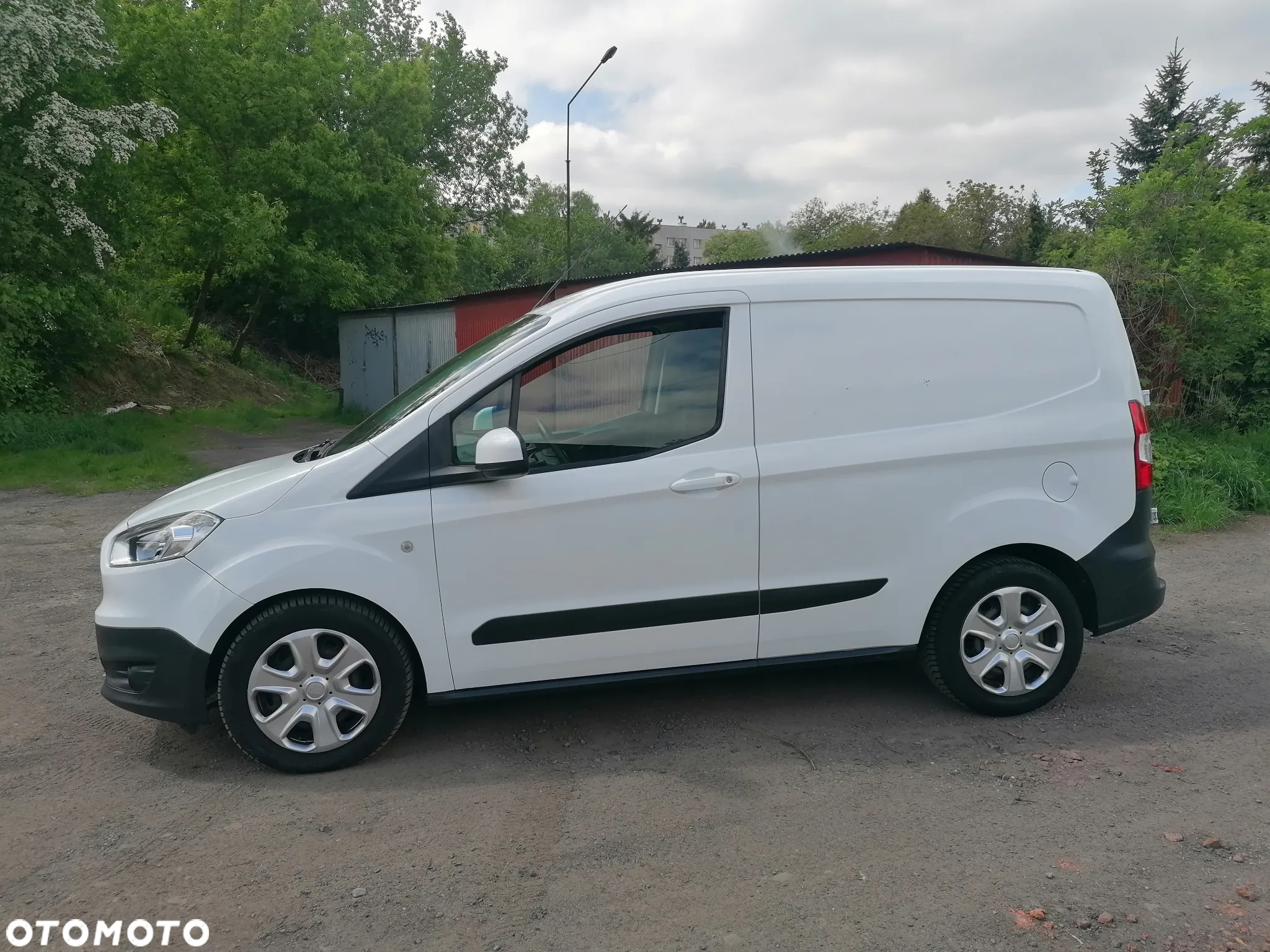 Ford Transit Courier - 5