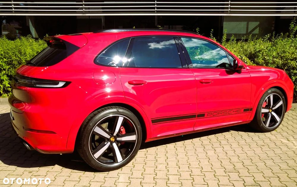 Porsche Cayenne Coupe GTS - 7