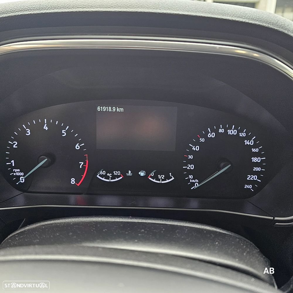 Ford Focus 1.0 EcoBoost Active - 22