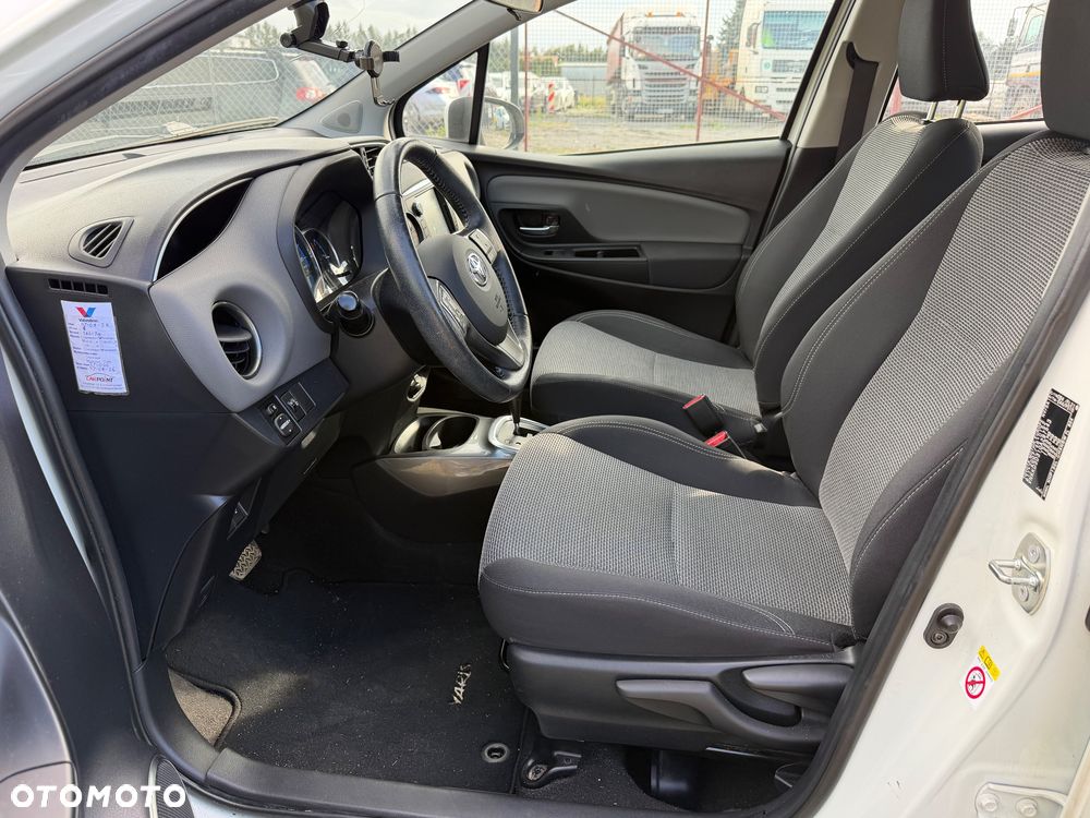 Toyota Yaris - 9