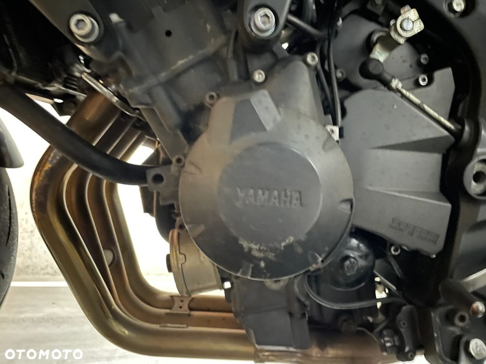 Yamaha FZ6 - 11
